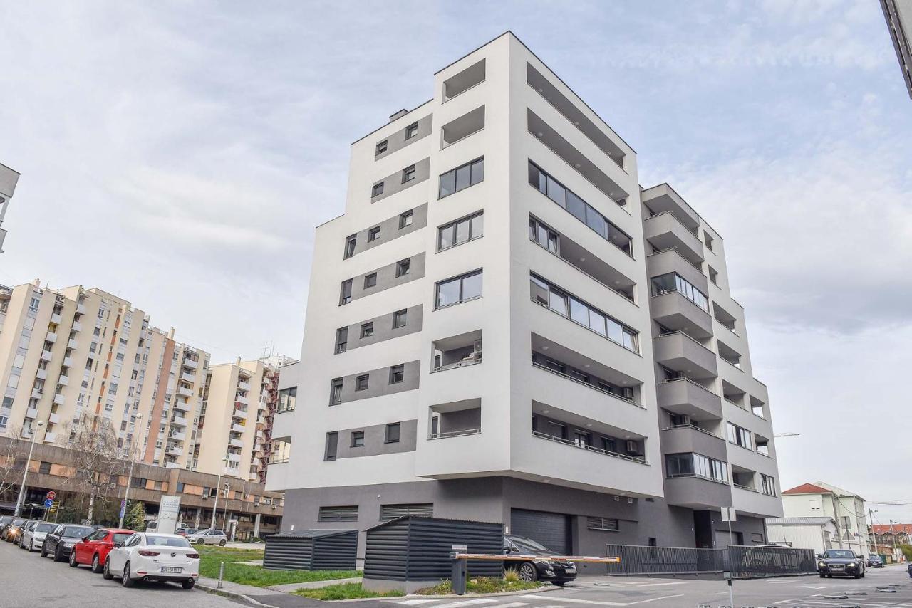 זאגרב Astra Urban Garden Apartment, 2 Garage Parking Spaces מראה חיצוני תמונה
